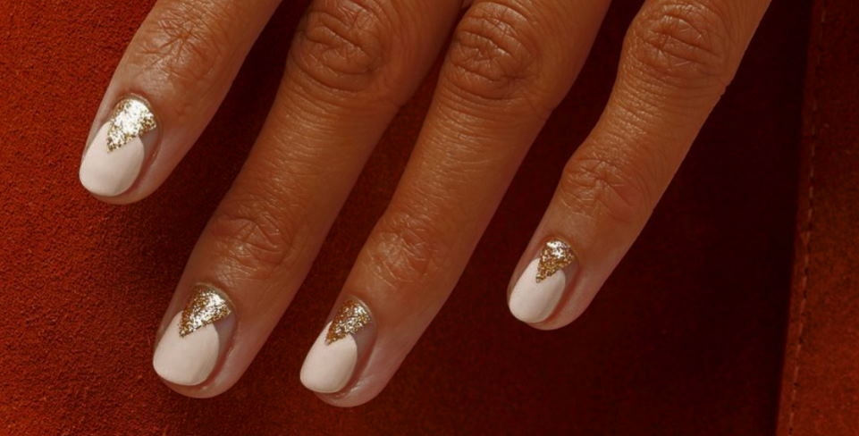 elegant gold nail design